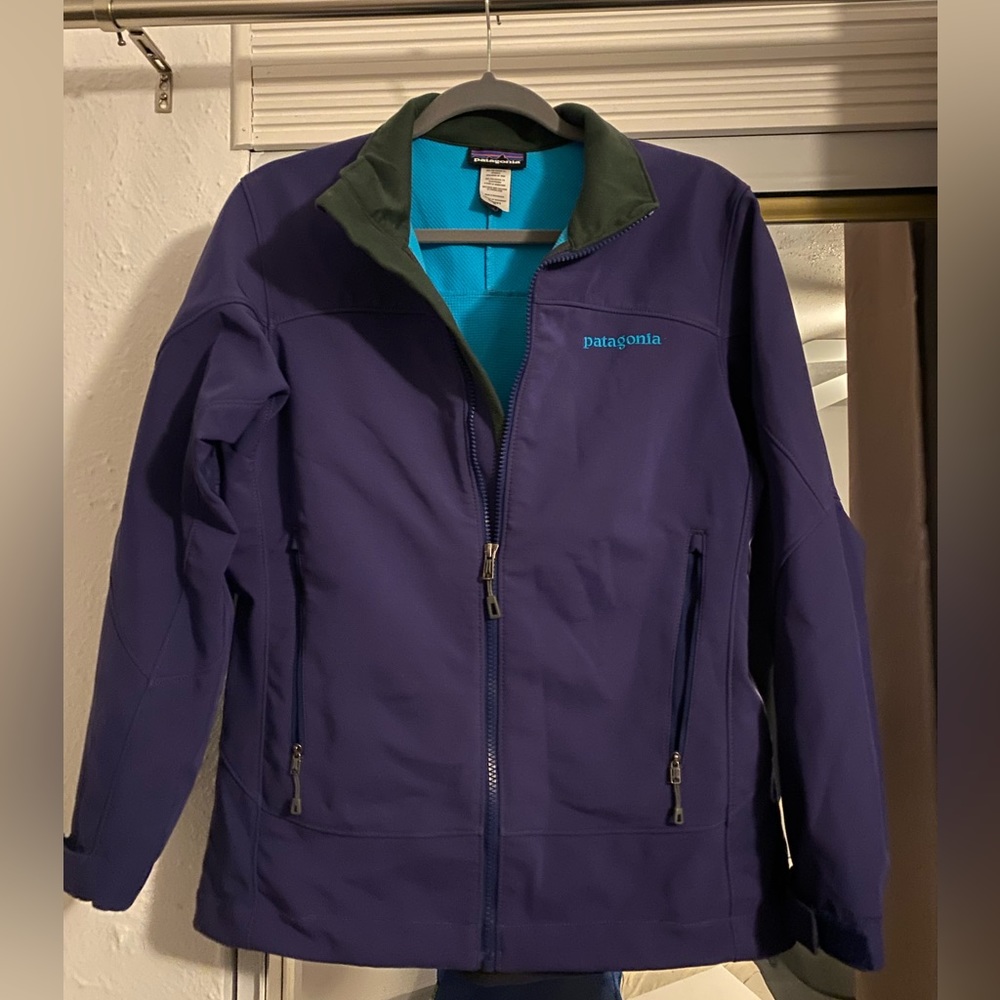 Patagonia windbreaker polar tec women’s M